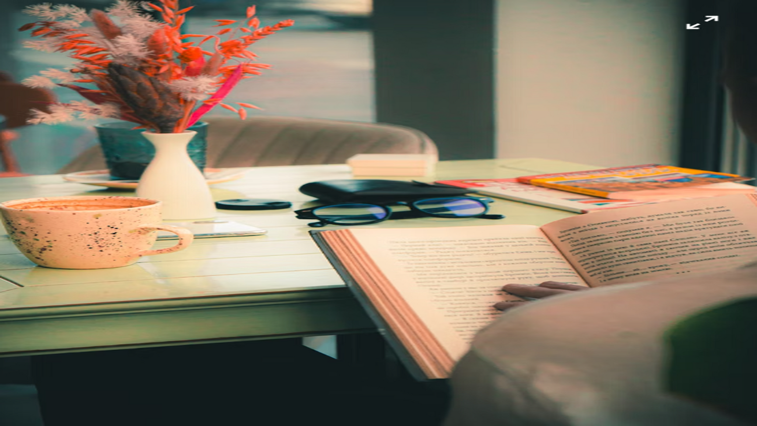 Finding the Best Quiet Café to Study Near You